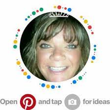 Leslie Holder's Instagram, Twitter & Facebook