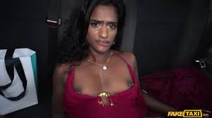 Sexy Dark Skin Indian Bitch - Suraya Ndia - EPORNER
