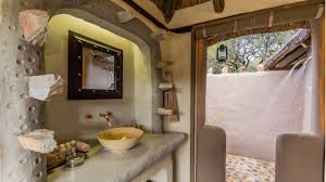 Best 25 jungle bathroom ideas on pinterest bathroom plants via pinterest.com. Safari Lodge Luxury Thatched Lodge Amakhala Game Reserve Eastern Cape