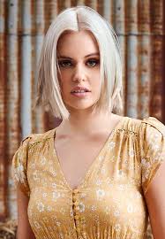 LIQUID JEWLZ LOOKBOOK by Leyton House