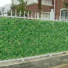 Naturlich Wirkender Sichtschutz Aus Dichten Blattern Gerade Durch Seine Schlichtheit Besticht Dieser Artikel Als Schwimmbader Hinterhof Holzblumen Gartenpools