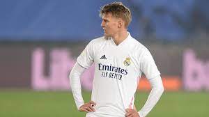 Jun 17, 2021 · as per the report, real madrid value odegaard at £35 million and would be willing to accept a deal if arsenal give them smith rowe. Martin Odegaard Will Weg Von Real Madrid Wechsel Schon Im Winter Eurosport
