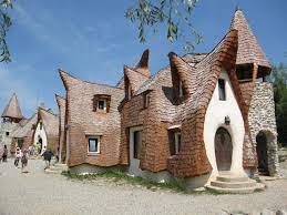 Citeste acum toate articole despre castel de lut porumbacu de sus pe digi24.ro. Impresii De Calatorie Porumbacu De Sus Castelul De Lut Al Zanelor