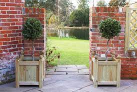 Live like the sun king himself and recreate versailles' orangerie with these stunning planters. Square Planter Pre Assembled Fsc Timber Garden Trellis Direct
