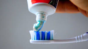 ¡Alerta Bucal! ¿Tu Pasta Dental Está en la Lista Negra de DIGEMID?