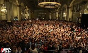 (c) 2011 universal music domestic pop, a division of universal music gmbh. Ludenscheid Dsds Superstars Pietro Lombardi Und Sarah Engels Lockten Tausende Fans In Die Schutzenhalle Beim Knutsch Duett I Miss You Hebte Die Halle Ab Fur Viele Teenies War Der 03 10 2011 Der Beste Ihres