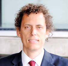 Los seis candidatos que aspiran a ser el ministro de Energía de Piñera