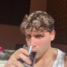 Just did an IQ test and holy ship I am SMART! I'm in the top 90%! 😎