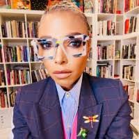 Billie Manuel's Instagram, Twitter & Facebook