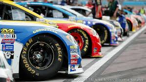 This race was always held on labor. In The Slipstream Nascar Racing Dynamix Garage