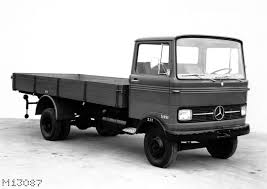 Mercedes Benz Blog Trivia Small But Powerful The Lp 608 Set A Light Duty