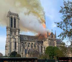 Un incendie a ravagé la cathédrale inscrite au patrimoine mondial de l'humanité le 15 avril 2019. Notre Dame De Paris Fire Wikipedia