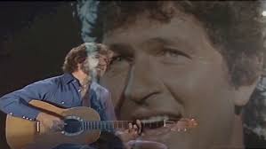 Mac DAVIS