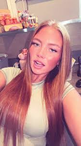 Chanelle Bailey's Instagram, Twitter & Facebook