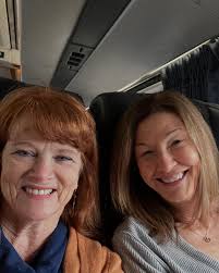 4 weeks and 1 day post op!! Thanks to a strong initial starting place and a  wonderful Instructor, I'm back in the saddle @pilates_with_mcclaine