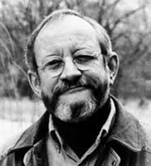 Poem Analysis: 'Abandoned Farmhouse' by Ted Kooser