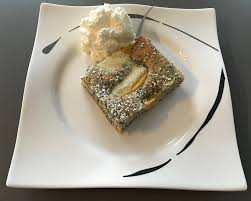 Das sind nämlich genau die stellen, die nach dem backen sehr bitter schmecken können. Sandy S Kuche Mohn Buttermilch Kuchen Mit Pfirsichen Facebook