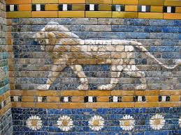 Daisies On The Ishtar Gate Mit Bildern Antike Architektur Antike Architektur