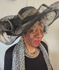 Hey ladies , I'm new here 💕 Just wanted to say HELLO TO ALL THE  FASHIONISTA'S ✨💄