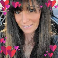 Heather Tieman's Instagram, Twitter & Facebook