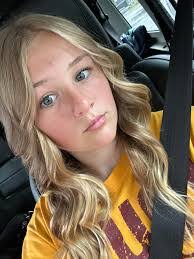 Natalie Kemper's Instagram, Twitter & Facebook