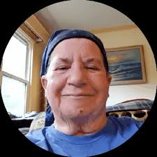 Thriends! I wove this basket! It was a learning curve but also fun and so  gratifying. Now it ain't no room in this house for new hobbies so I'll have  to do