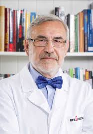 Prof.dr Tomić, internista gastroenterolog u Bel Medicu