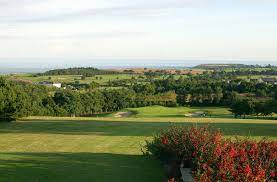 Ireland Vacations In Ireland Official Vacation Website Of Tourism Ireland Ireland Holiday Ireland Tourism Golf Courses
