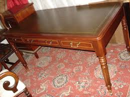 Auf den merkzettel in den warenkorb. Englischer Schreibtisch Writing Desk Mahagoni Mit Grunem Leder