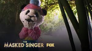Hat schon mal jemand gestoppt, wie lange die stars brauchen, um den. The Masked Singer The Most Stunning Performances Revealing Clues And Shocking Twists Of Week 2 Entertainment Tonight