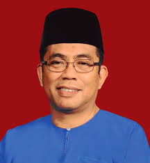 Pn umum pelantikan pengerusi negeri, ketika pemimpin umno sibuk berkempen tarik diri. Supreme Council Members Umno