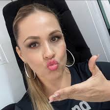 Terminando el día, vine a echarle porras a mi hija Fatima @fatimachz y a  Angie.