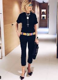 Casual business attire, on the other hand, can be considered as the middle ground between formal and casual attire. Capri Pants Outfits 62 Ideas Outfits Lookastic