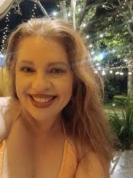 How to get to Samara from San Jose by bus and find accommodations?