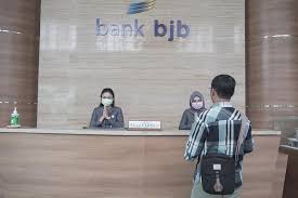 Wir haben die passenden produkte für den wertpapierhandel. Dukung Psbb Bank Bjb Lakukan Penyesuaian Operasional Pikiran Rakyat Com