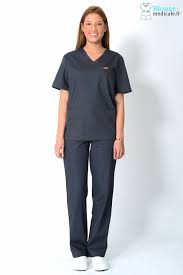 La tenue d'infirmière est composée de vêtements de travail qu'on peut compléter avec des accessoires médicaux. Tenue Medicale Unisexe Orange Pas Cher Tenue Medicale Tenue Blouse Medicale