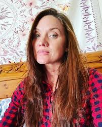 Rebecca Mayville's Instagram, Twitter & Facebook