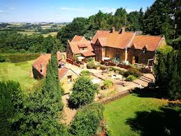 Within an hour's drive of glasgow, the cottage sits on a secluded inlet on loch lomond, with breathtaking views to prove it. Heath Farm Holiday Cottages Swerford Updated 2021 Prices