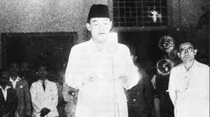 Teks proklamasi tersebut dirumuskan oleh para tokoh bangsa dengan satu tujuan, yaitu untuk mempercepat kemerdekaan indonesia. 17 Agustus Seri Sejarah Nasional Proklamasi 17 Agustus 1945 Tribunnewswiki Com Mobile