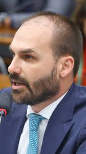 Fernando Barba, criador do grupo Barbatuques, morre aos 49 anos