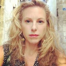 Tara Guertin's Instagram, Twitter & Facebook