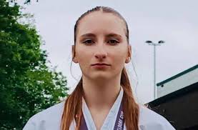 Karate-Talent Julia Krawczyk aus Hockenheim holt Silber