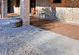 Terrasse Holz Stein Kombination Tolle Terrasse Holz Mit Stein Kombiniert Bvrao Steinplatten Terrasse Steinplatten Terrasse Holz