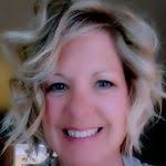 Tracy Mertz's Instagram, Twitter & Facebook