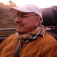 Put-together-Pre-show me didn't know hair-down-post-show me would steal the  spotlight ✔️ Thank you #Hamburg for a perfect debut! #nikwest  @freeexpressionssalon HAIR