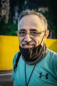 I might have posted this a long time ago and just found it in an old file.  Robbie and Els called