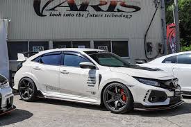 varis rear fender trim frp honda civic type r fk8 17 complete the look of your rear end with the varis fender finishe honda civic honda civic type r honda