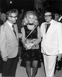 Picking up somebody like larry king made a lot of sense. Yhjaqmqy8xwkfm