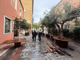 Nicola cavanis nackt Disclaimer: All models on this.