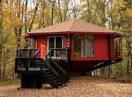 Resort vacations make more time for family time with unique lodging, dining and entertainment all under one roof, and the pocono mountains' array of resorts allows you to plan the getaway that's perfect for you. Poconos Airbnbs 11 Great Cabins In The Poconos For Your Next Getaway Uncovering Pa